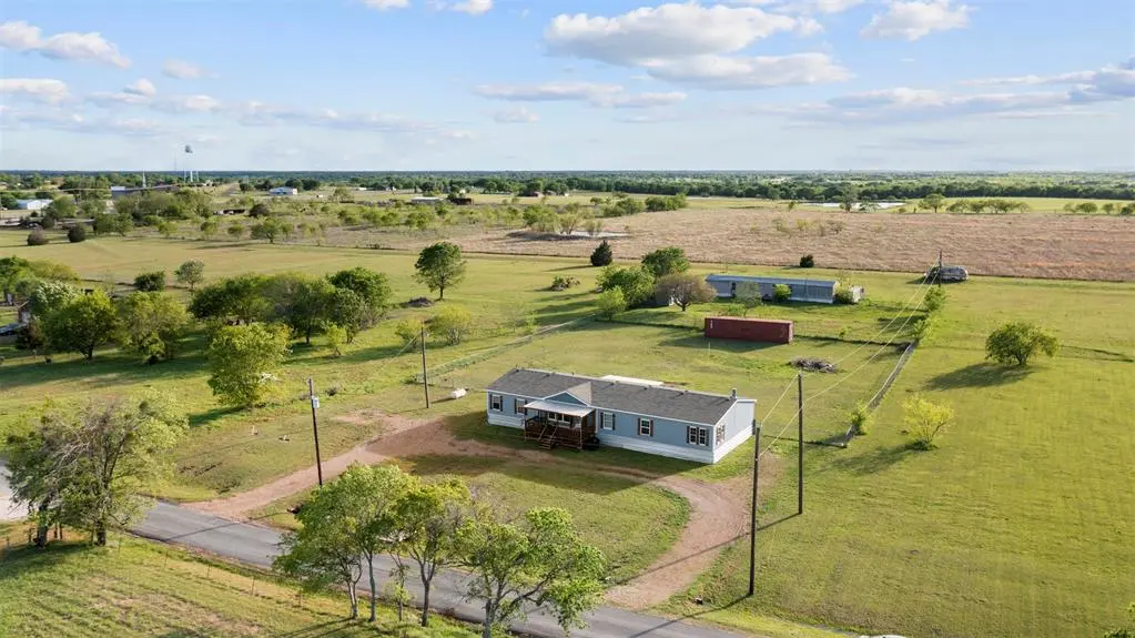 335 County Road 2100, Corsicana, TX 75110