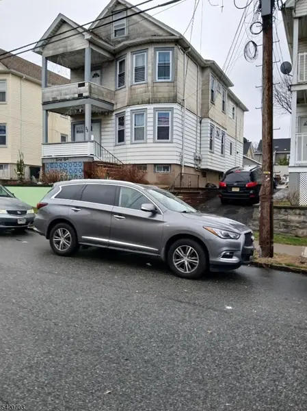 28 Buffalo Ave, Paterson City, NJ 07503