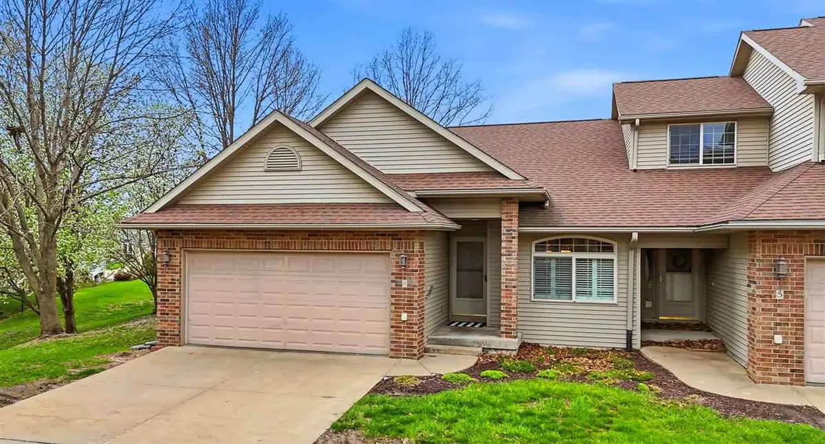 2101 Norcor Ave #6, Coralville, IA 52241