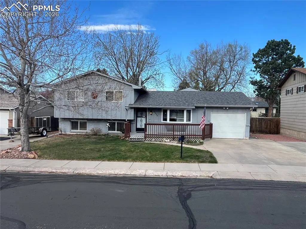 2826 Shady DR, Colorado Springs, CO 80918