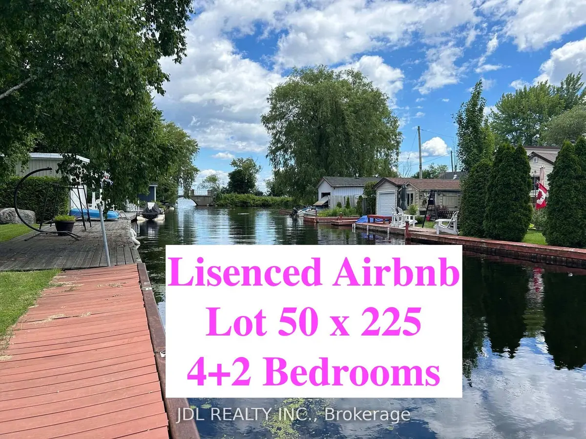 11 Red Robin RD, Georgina, ON L4P 3E9