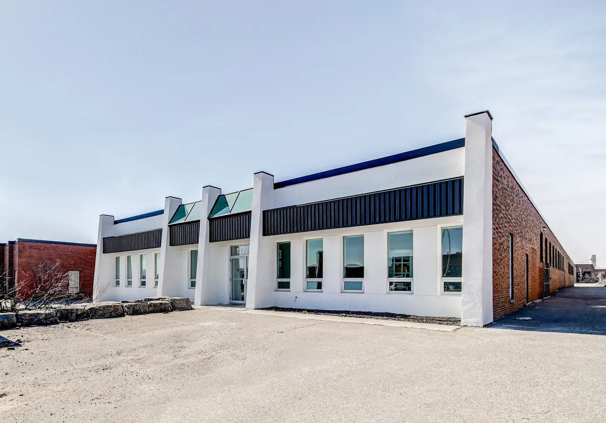 1220 Matheson BLVD E, Mississauga, ON L4W 1R2