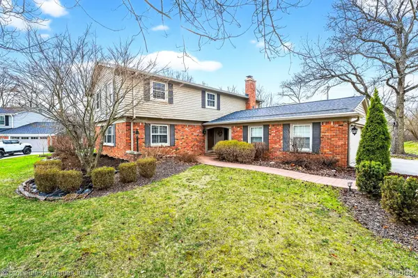 5822 Raven RD, Bloomfield Hills, MI 48301