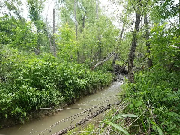 2603 Creekwood Drive, Cedar Hill, TX 75104