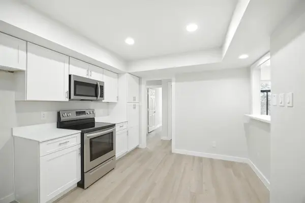 5200 Keller Springs Road #313, Dallas, TX 75248