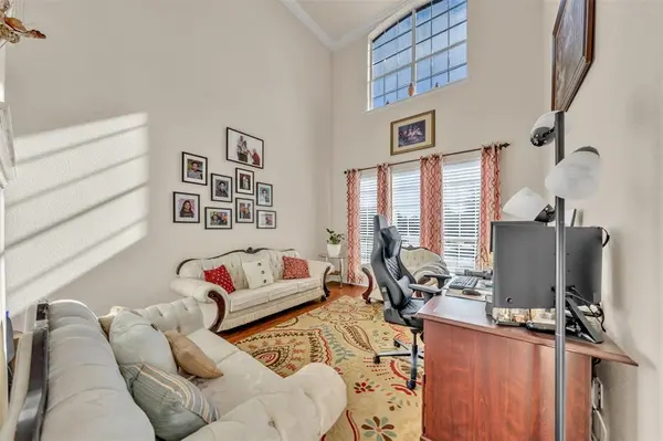 2244 Condor Street, Grand Prairie, TX 75052