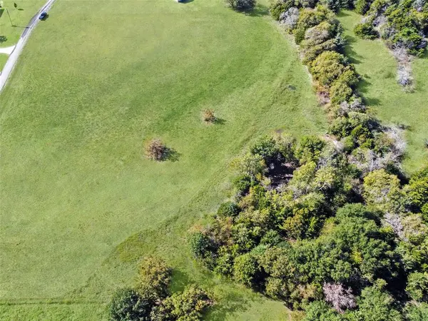 2635 Private Road 1167, Farmersville, TX 75442