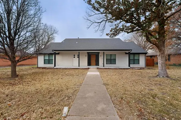 712 W Five Mile Parkway, Dallas, TX 75224