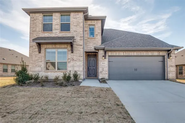 3533 Redbud Flower Trail, Prairie Ridge, TX 76084