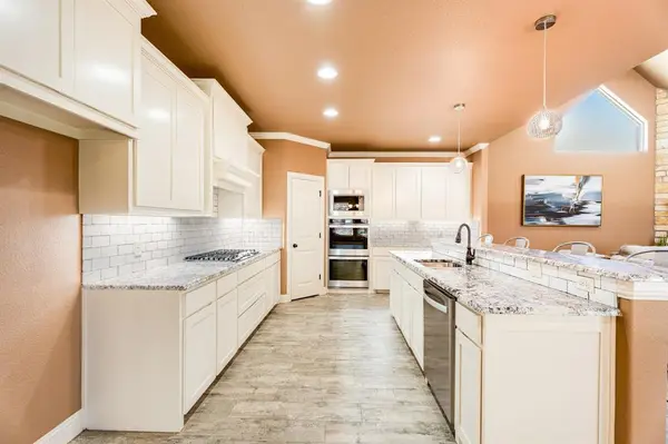 3414 Fountain Way, Granbury, TX 76049