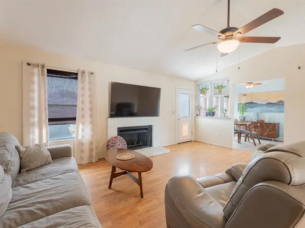 8236 Mark Lane, Watauga, TX 76148