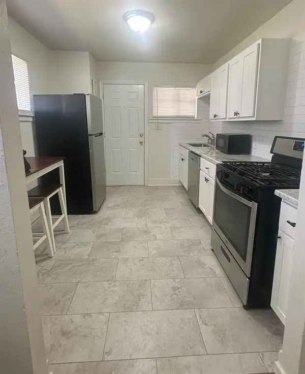 4417 Diaz Avenue, Fort Worth, TX 76107