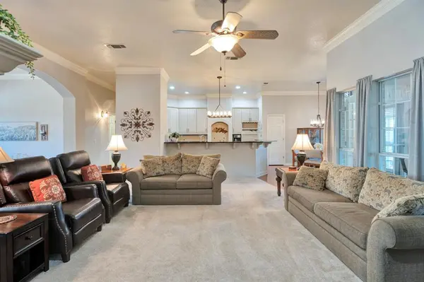 9321 S Longwood Drive, Granbury, TX 76049