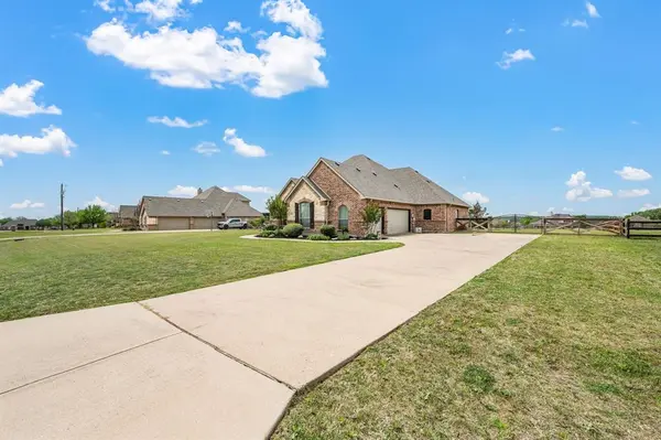 13851 Megan Drive, Justin, TX 76247