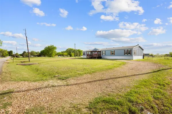 335 County Road 2100, Corsicana, TX 75110