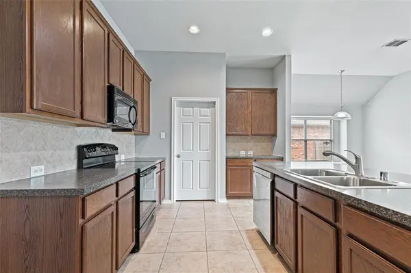 1204 Cedar Cove Place, Royse City, TX 75189