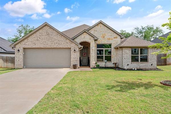 112 Amanda Avenue, Bullard, TX 75757