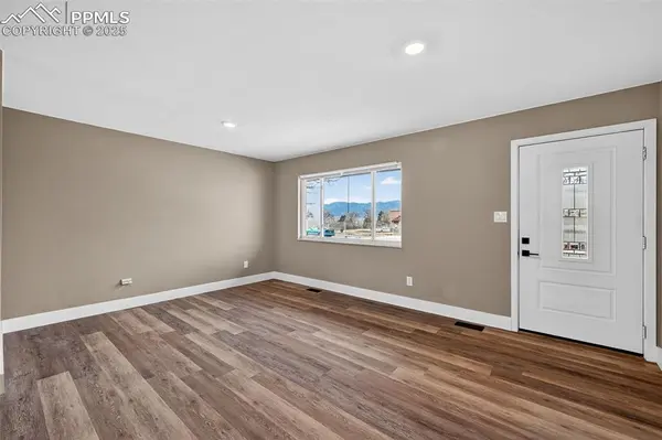 7005 Metropolitan ST, Colorado Springs, CO 80911