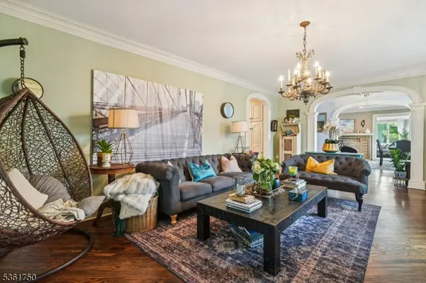 27 Fairway Dr, West Orange Twp., NJ 07052