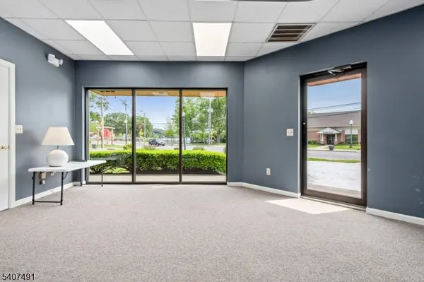 2 Main St, Netcong Boro, NJ 07857