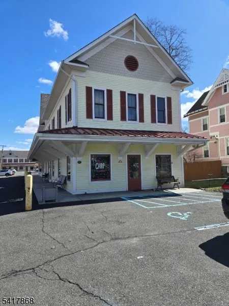 160 Main St, Flemington Boro, NJ 08822