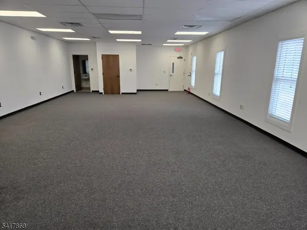 160 Main St, Flemington Boro, NJ 08822