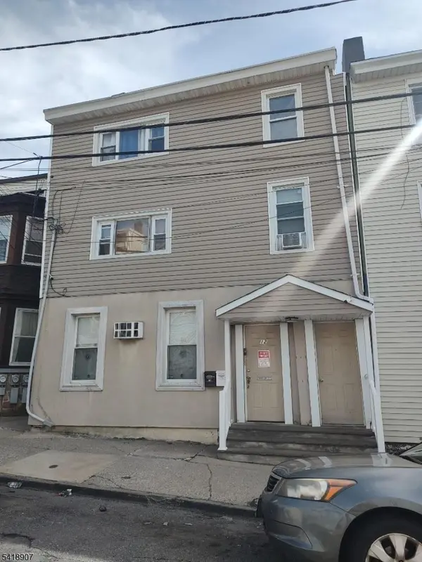 12 Ward St, Paterson City, NJ 07501