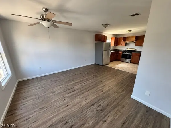 202 Mill St, Paterson City, NJ 07501