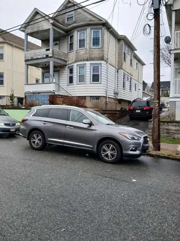 28 Buffalo Ave, Paterson City, NJ 07503