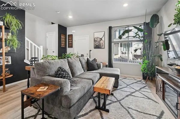 9240 Lytle GRV, Colorado Springs, CO 80927