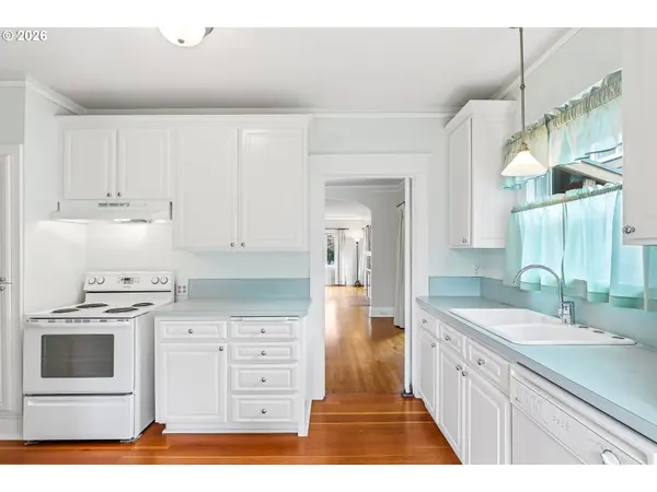 3366 NE OREGON ST, Portland, OR 97232