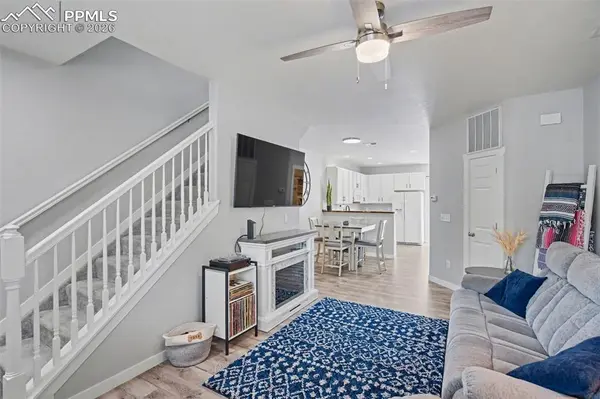 4833 Harrier Ridge DR, Colorado Springs, CO 80916