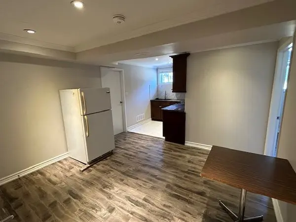 137 Cherokee BLVD #Bsmt, Toronto C15, ON M2J 4G2