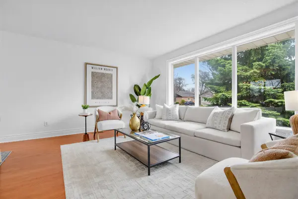 144 Waterloo AVE, Toronto C06, ON M3H 3Y8