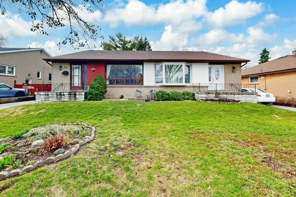 29 Pinemore CRES, Toronto C13, ON M3A 1W5