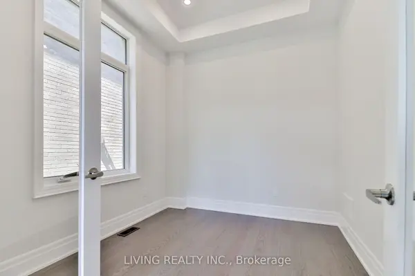 11 Becky Cheung CT, Toronto C14, ON M2M 0B7