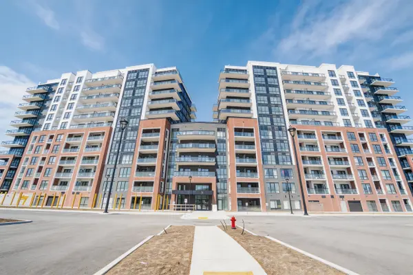 51 CLARINGTON BLVD #1107, Clarington, ON L1C 7J8