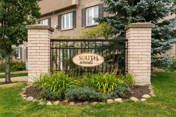 221 Harvie RD, Barrie, ON L4N 9P8