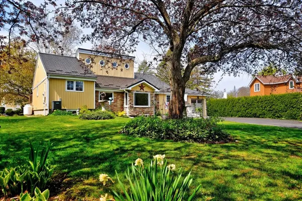 26 Island TRL S, Ramara, ON L0K 1B0