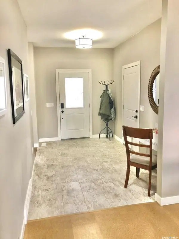 9 Warren STREET S, Redvers, SK S0C 2H0