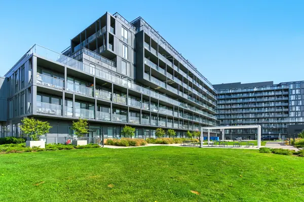 3210 Dakota Common #A814, Burlington, ON L7M 2A8