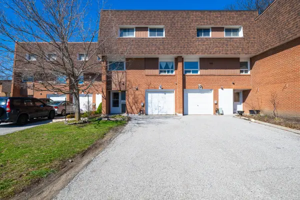 452 Silverstone DR #33, Toronto W10, ON M9V 3K8