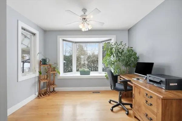 962 Weston DR, Elmvale Acres And Area, ON K1G 1X2