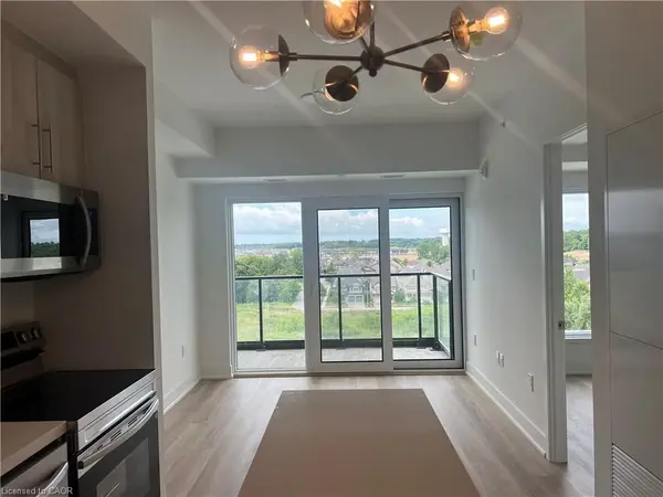 575 CONKLIN RD #324, Brantford, ON N3T 0Y2