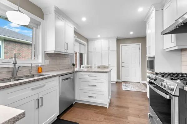 28 Keating DR, Centre Wellington, ON N0B 1S0