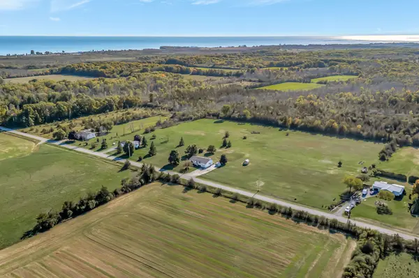 198 Welbanks RD, Prince Edward County, ON K0K 1P0