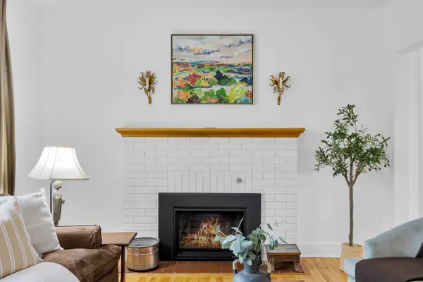 229 Greensway AVE, Vanier And Kingsview Park, ON K1L 7V3