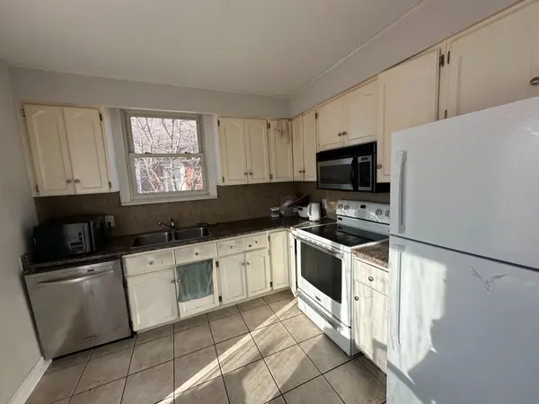 54 West 1st ST, Hamilton, ON L9C 3C1