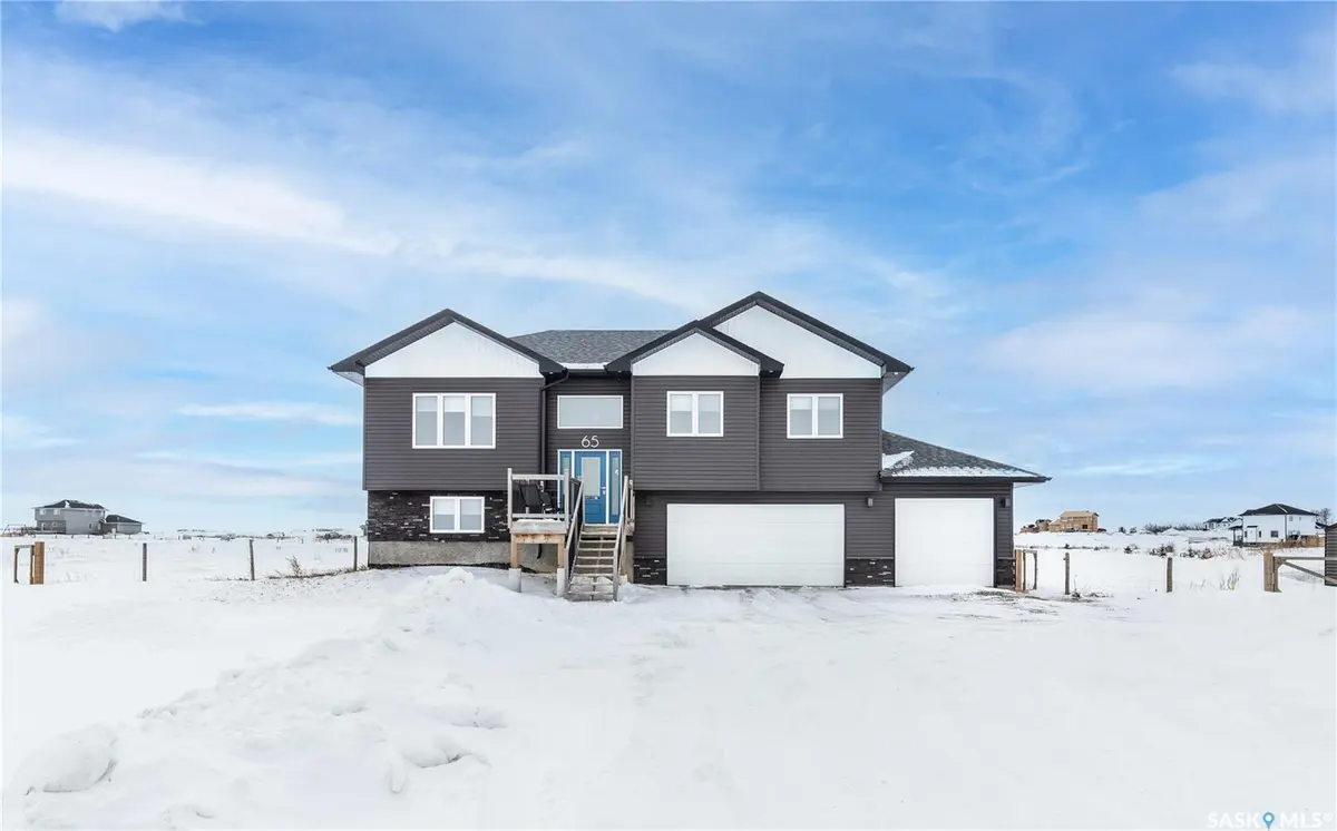 65 Meadowlark DRIVE, Blucher Rm No. 343, SK S7B 0A5