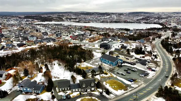 102 St. Thomas Line, Paradise, NL A1L 2P6